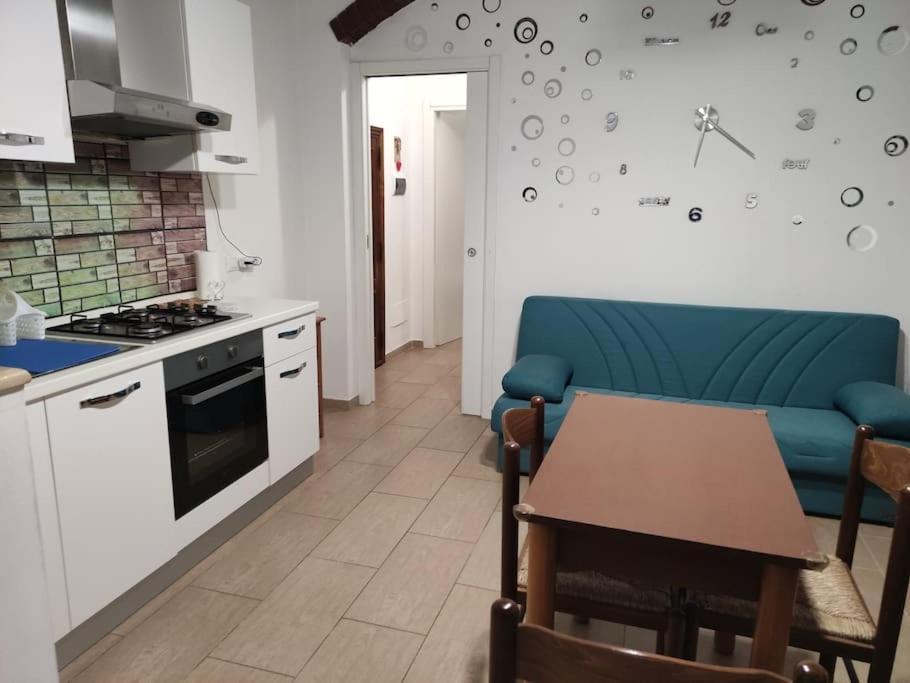 アレッツォCasa Valemar Piano Terra, Un'Oasi In Cittaアパートメント エクステリア 写真